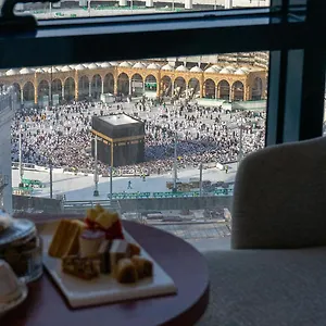 زيارة الفندق